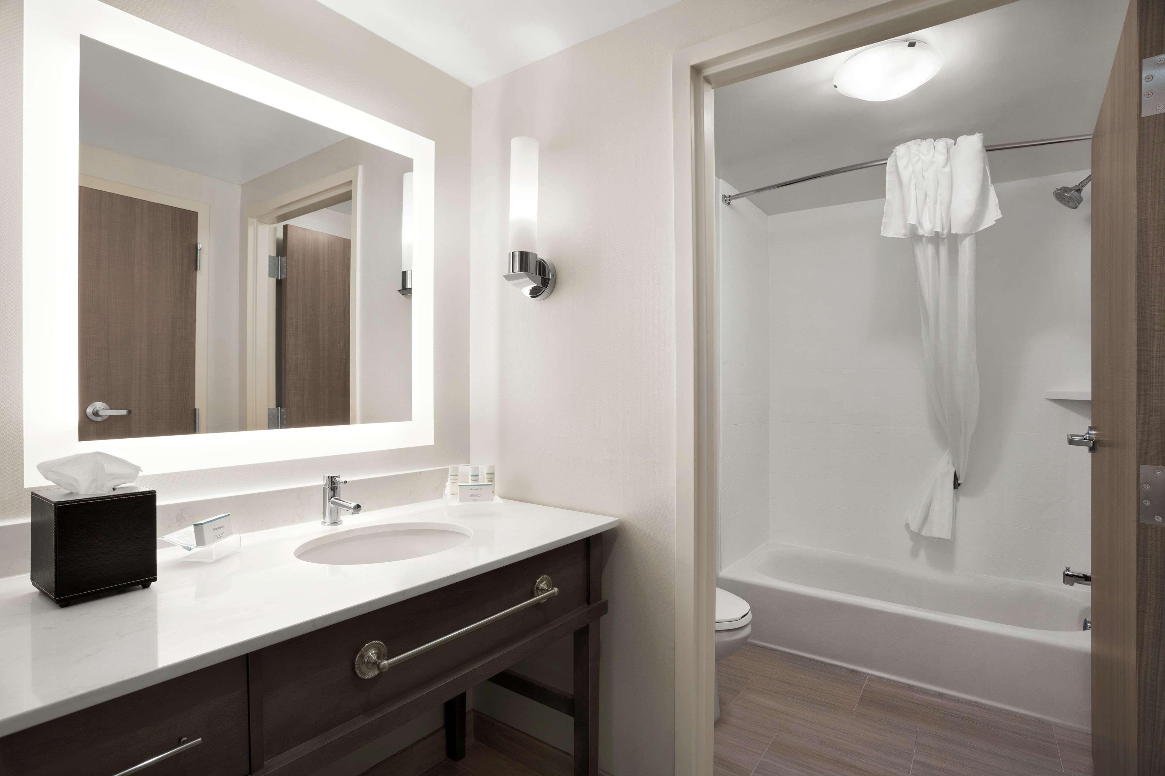 Homewood Suites By Hilton Флорънс Екстериор снимка